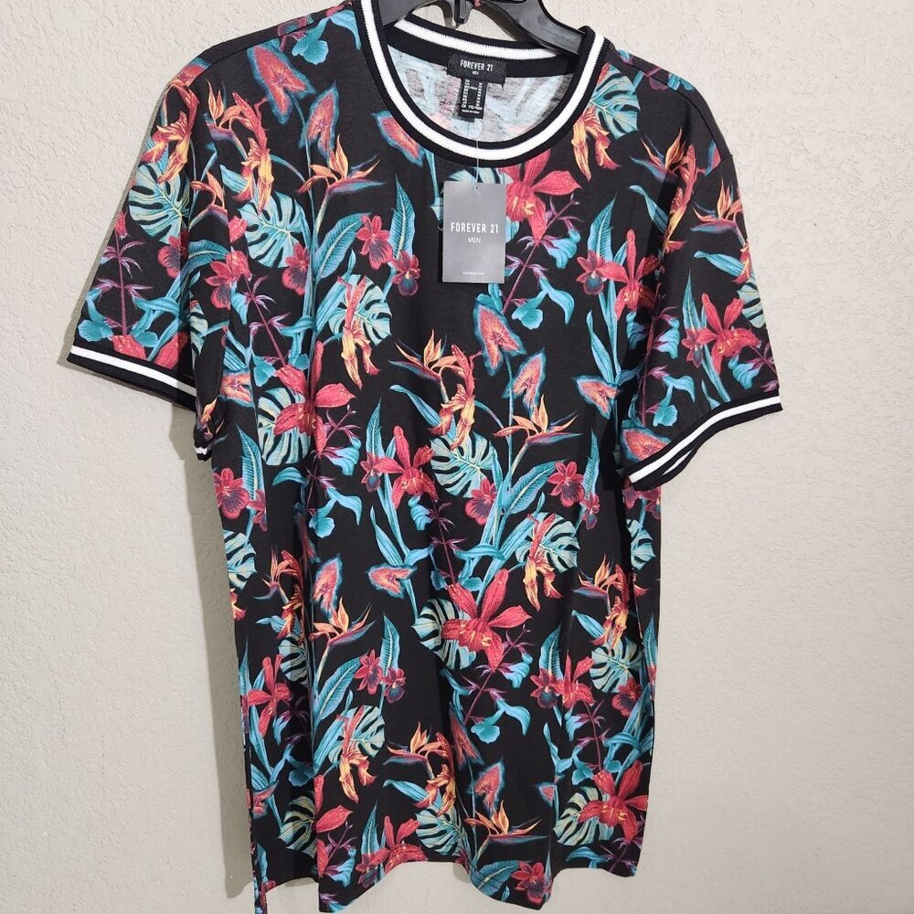 Forever 21 Mens Black Tropical Floral Print T-Shirt With White Trim Ribbed Y2K